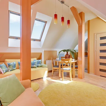 Lion - Avocado Apartament