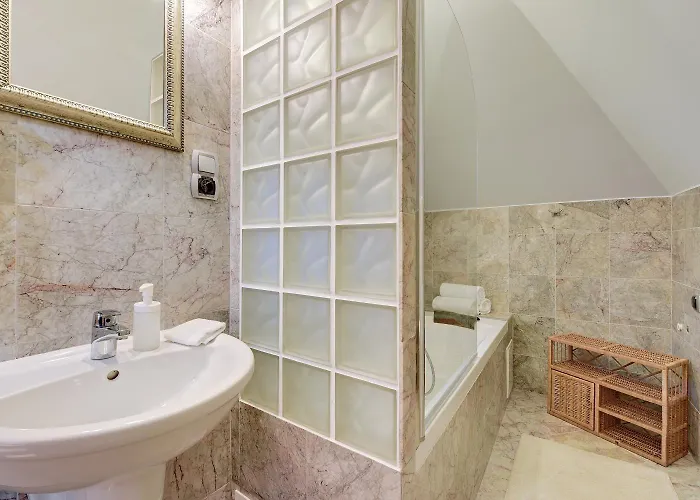 Lion - Avocado Apartament